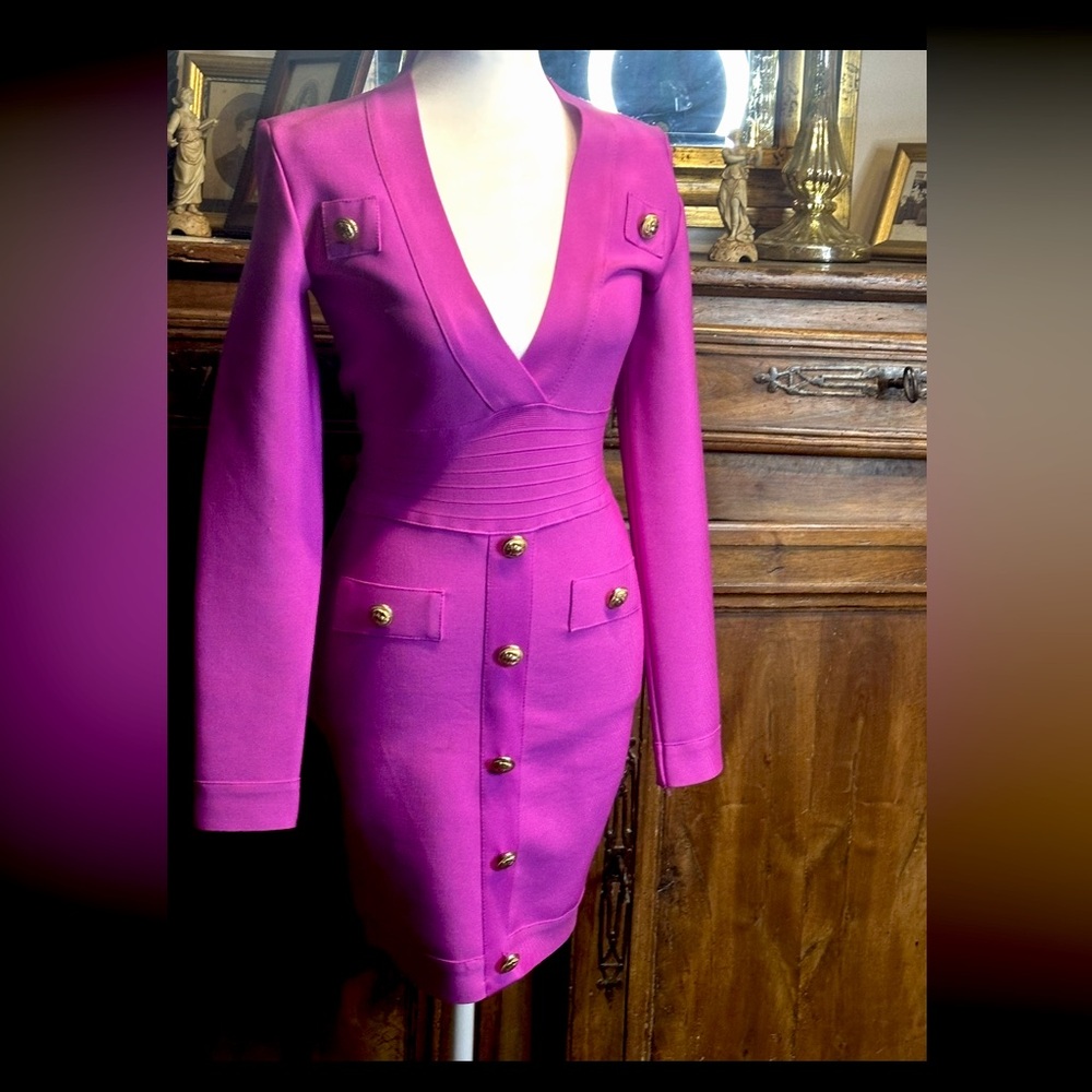 Pink magenta bandage blazer Dress gold buttons  with Tailored Silhouette M 6